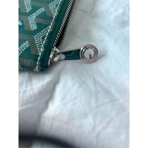 Authentic Goyard Senat GM Bordeaux Clutch - Picture 8 of 9